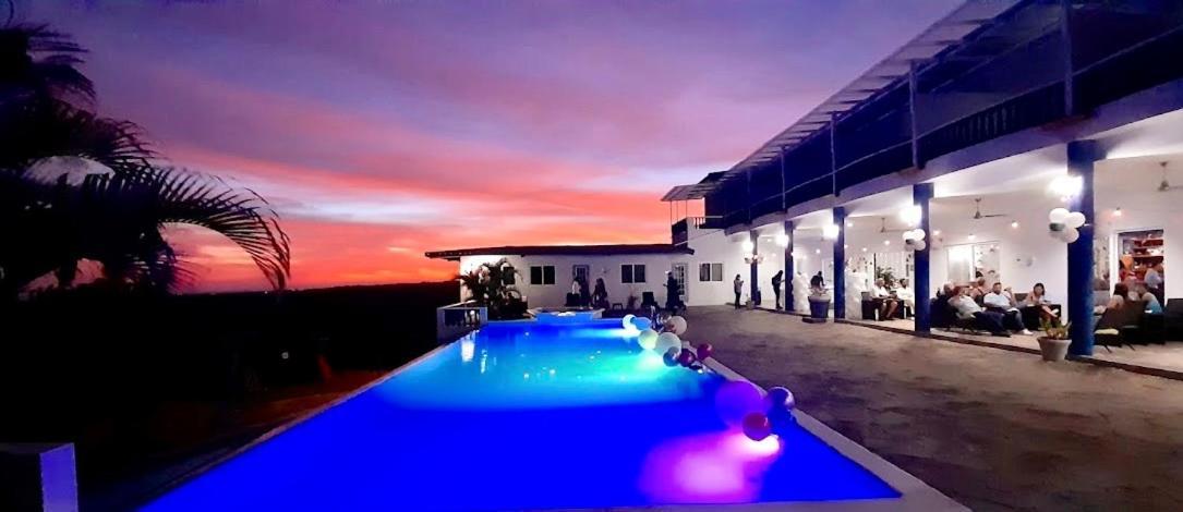 Hotel Eclipse, Плая Коронадо Екстериор снимка
